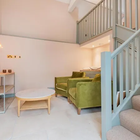 4 Bed In Askham Sz264 *